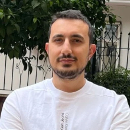 Uğur Can Ünlügenç