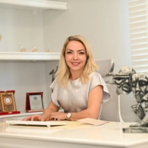 Fatma kübra Karaosmanoğlu