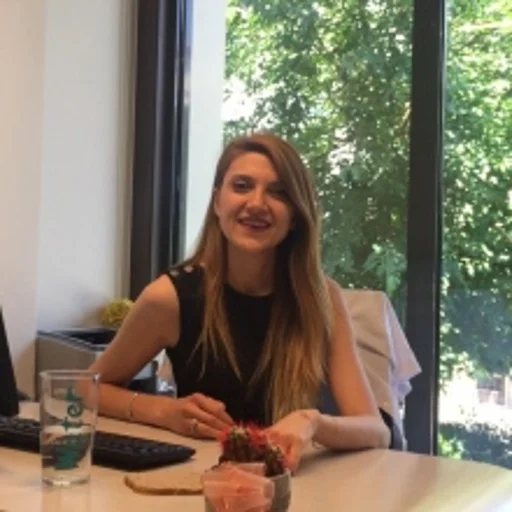 Dr. Mine Telek 👩‍⚕️