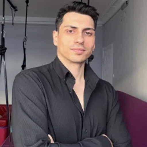 Utku Nazım Leblebici