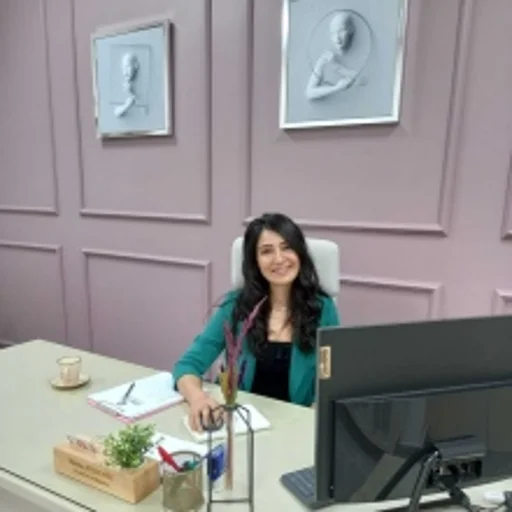 Fatma Akdeniz Uşaklı