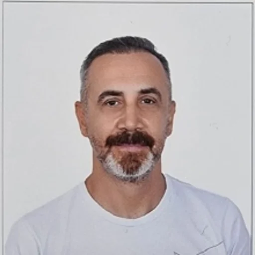 Taner Doğu
