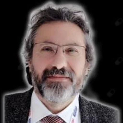 Turgut Var