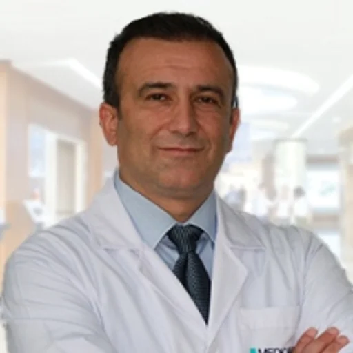 Dr. Yılmaz Tomak - Ortopedi Uzmanı